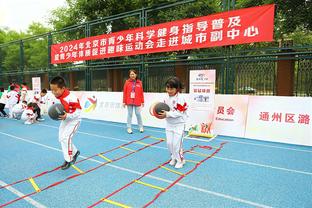 文班亚马连续8场两双 超越霍华德 历史上青少年球员中最多